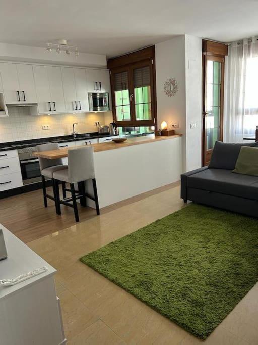 2 Line Apartment Capnegret Алтеа Екстериор снимка