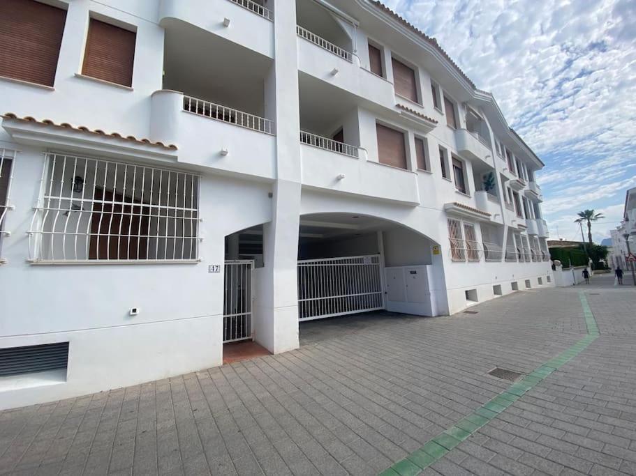 2 Line Apartment Capnegret Алтеа Екстериор снимка